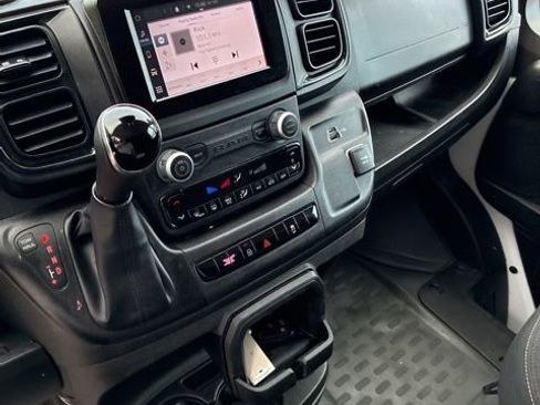 Used 2025 RAM ProMaster 2500 w/ Convenience Group image 24