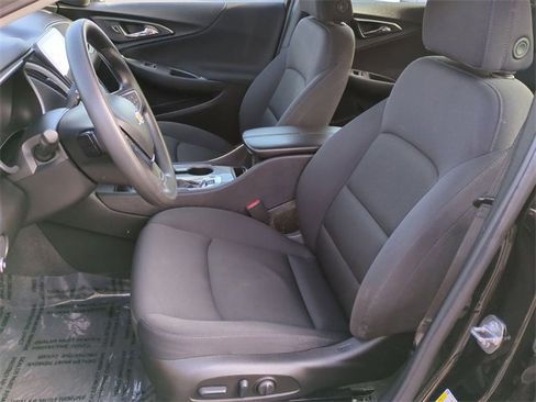 Used 2024 Chevrolet Malibu LT image 19