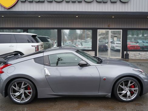 Used 2016 Nissan 370Z Coupe image 4