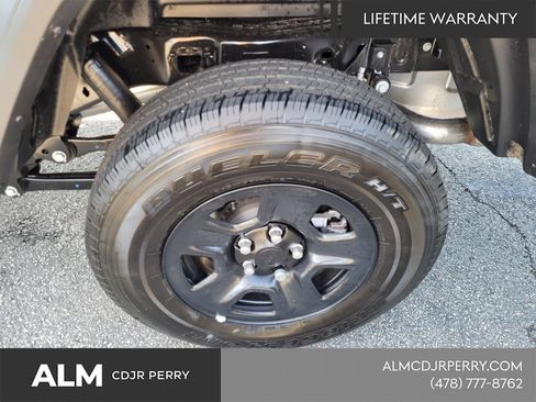 New 2026 Jeep Gladiator Sport AWD/4WD image 11