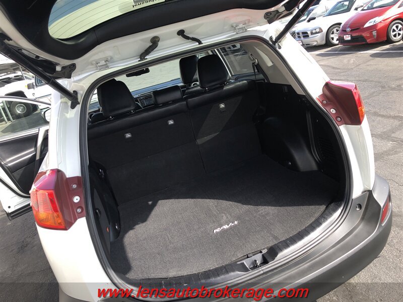 Used 2015 Toyota RAV4 Limited w/ Technology Package FWD image 18