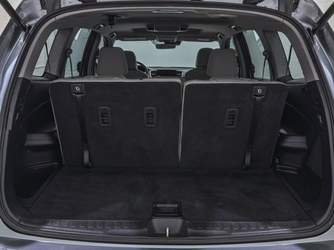 Used 2021 Honda Pilot Touring image 9