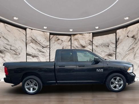 Used 2018 RAM 1500 Express w/ Express Value Package image 10
