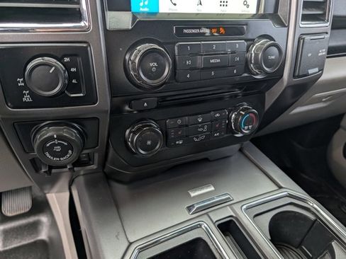 Used 2016 Ford F150 XLT w/ Equipment Group 302A Luxury image 12