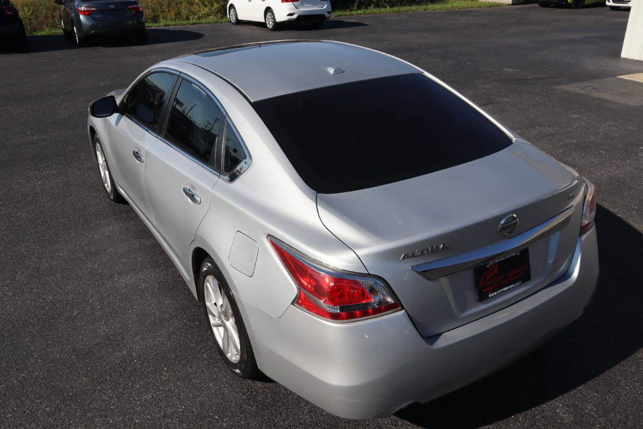 Used 2015 Nissan Altima 2.5 SL w/ Moonroof Package FWD image 14