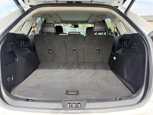 Used 2021 Ford Edge Titanium w/ Class II Trailer Tow Package image 9