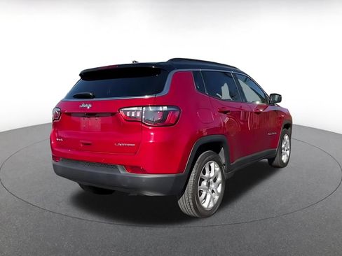 Used 2025 Jeep Compass Limited AWD/4WD image 11