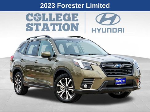 Used 2023 Subaru Forester Limited image 1