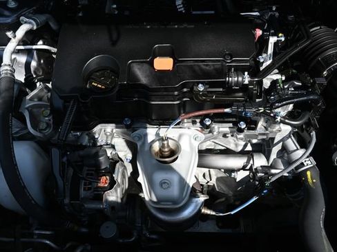Used 2025 Honda HR-V EX-L image 17