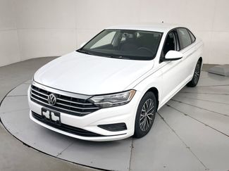 Used 2021 Volkswagen Jetta R-Line image 1