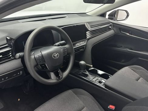 Used 2026 Toyota Camry LE FWD image 11