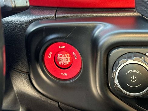 Used 2020 Jeep Gladiator Rubicon w/ Uconnect 4C Nav & Sound Group AWD/4WD image 26