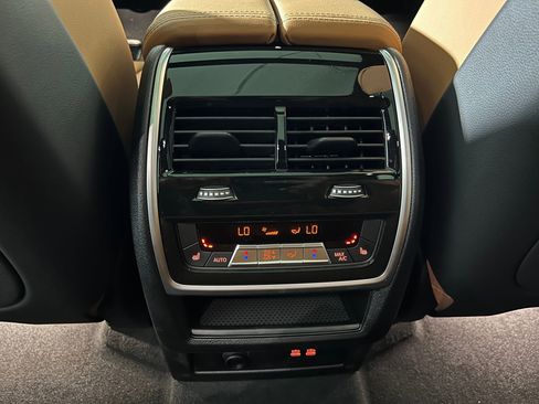 Used 2026 BMW X5 xDrive50e image 34