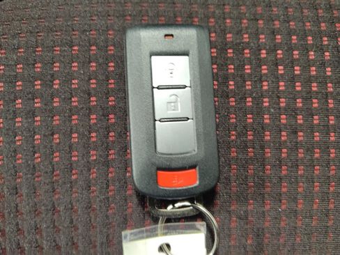 Used 2024 Mitsubishi Mirage image 32