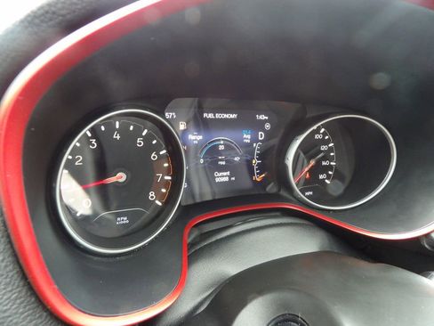 Used 2018 Jeep Compass Trailhawk image 26