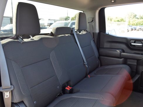 Used 2021 Chevrolet Silverado 1500 LT RWD image 21