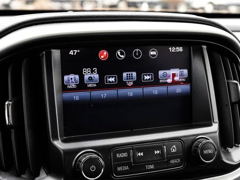 Used 2016 GMC Canyon SLT image 27