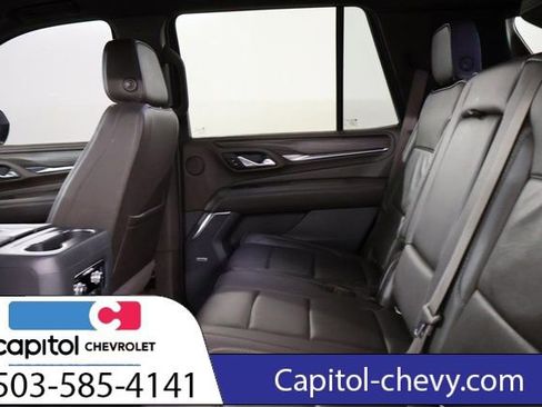 Used 2021 GMC Yukon Denali w/ Denali Premium Package image 34