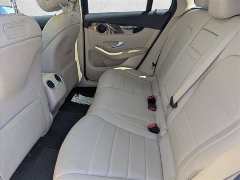 Used 2019 Mercedes-Benz GLC 300 image 26