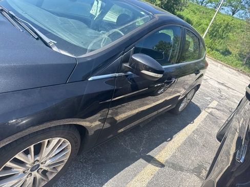 Used 2015 Ford Focus Titanium w/ Titanium Cold Weather Package FWD image 1
