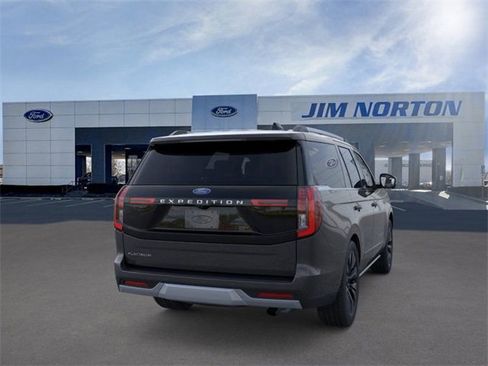 New 2025 Ford Expedition Platinum w/ Driver's Package image 8