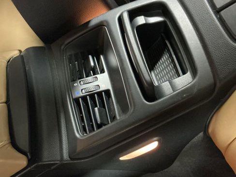 Used 2011 BMW M3 Convertible image 29