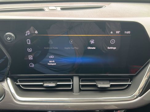 Used 2025 Chevrolet Trax ACTIV w/ Sunroof Package FWD image 10