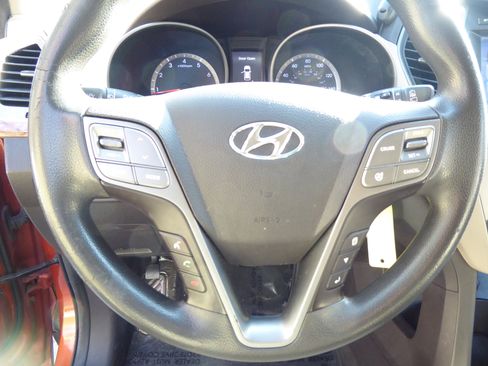 Used 2014 Hyundai Santa Fe Sport FWD image 11