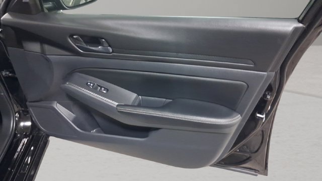 Used 2026 Nissan Altima 2.5 SV AWD/4WD image 21