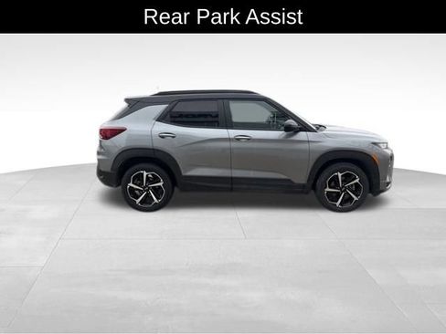 Certified 2023 Chevrolet TrailBlazer RS w/ Convenience Package image 9