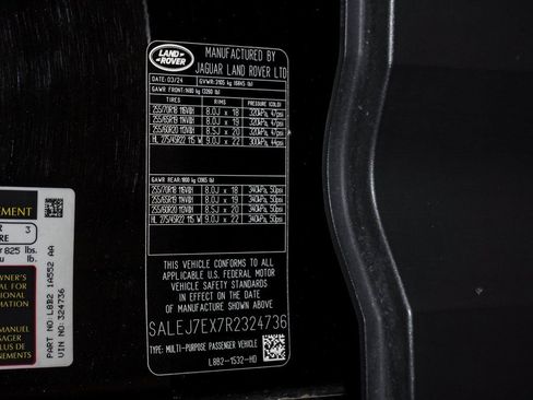 Used 2024 Land Rover Defender 110 S image 33