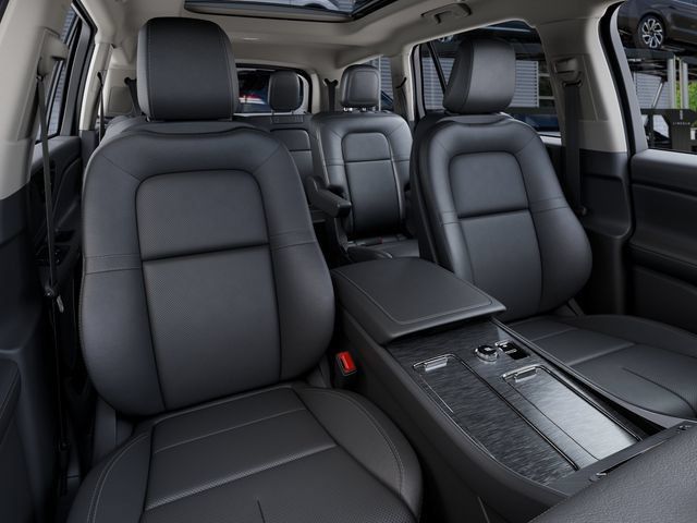 New 2027 Lincoln Aviator AWD image 12