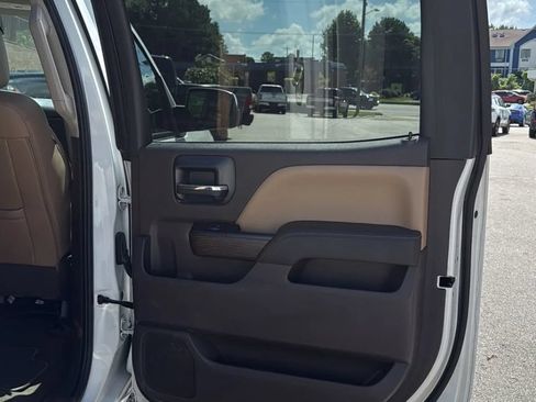Used 2018 GMC Sierra 1500 Denali w/ Denali Ultimate Package AWD/4WD image 39