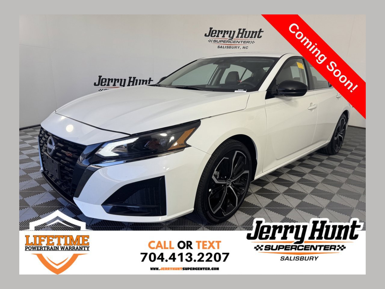 Used 2025 Nissan Altima 2.5 SR FWD image 1