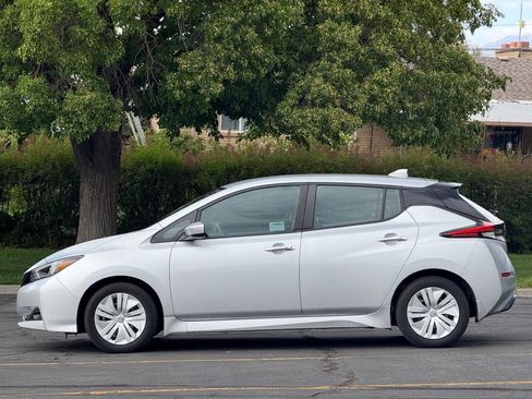 Used 2023 Nissan Leaf S FWD image 6