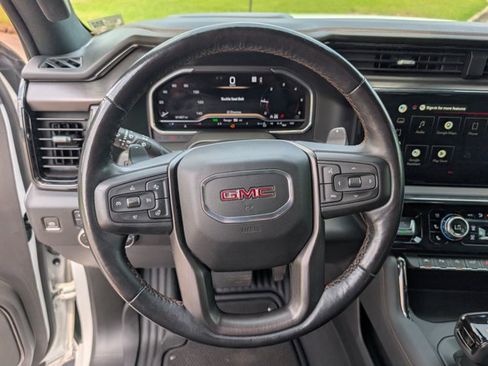 Used 2022 GMC Sierra 1500 AT4 w/ AT4 Premium Package AWD/4WD image 20