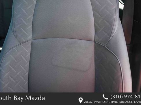 Used 2025 Toyota Tacoma SR5 AWD/4WD image 24