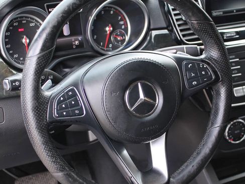 Used 2017 Mercedes-Benz GLS 450 4MATIC image 14