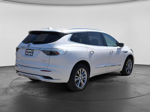 Used 2024 Buick Enclave Avenir w/ Avenir Technology Package AWD/4WD image 18