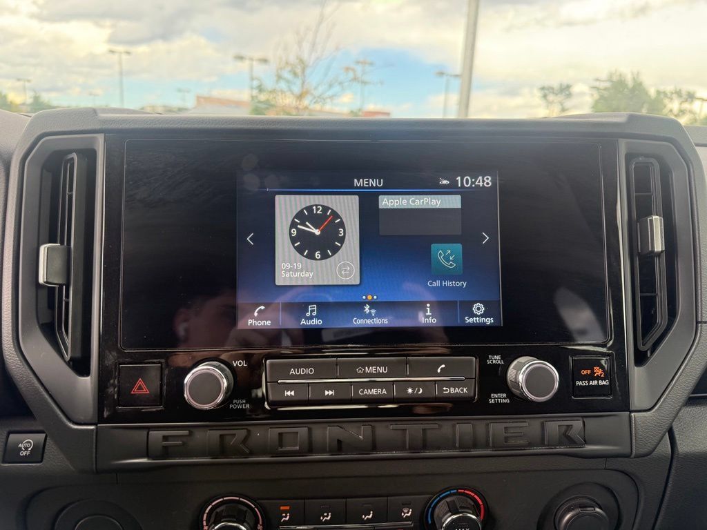 Used 2025 Nissan Frontier S RWD image 19