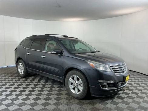 Used 2013 Chevrolet Traverse LT AWD/4WD image 3