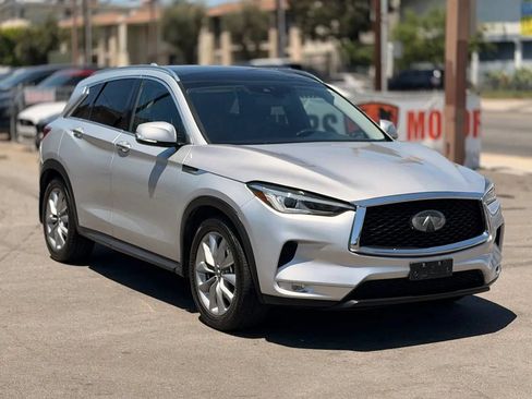 Used 2021 INFINITI QX50 Luxe FWD image 2