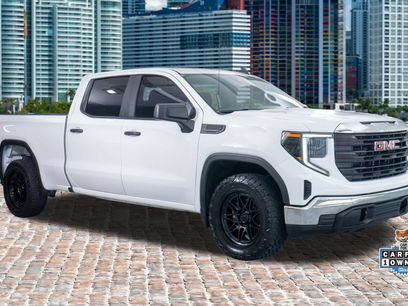 Used 2024 GMC Sierra 1500 Pro w/ Pro Value Package