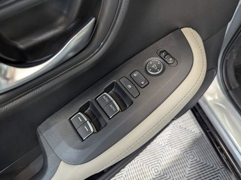 New 2026 Honda HR-V EX-L image 28