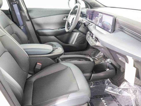 New 2026 Nissan Leaf SV+ w/ Floor Mat Package (SV+) image 19