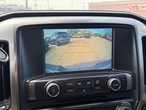 Used 2018 Chevrolet Silverado 1500 LTZ Z71 w/ Centennial Edition AWD/4WD image 31