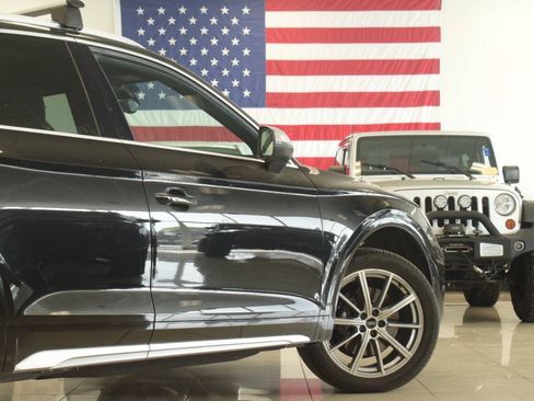 Used 2022 Audi SQ5 Premium Plus w/ Premium Plus Package AWD/4WD image 40