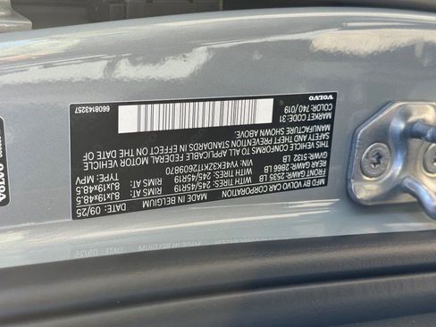 New 2026 Volvo EX30 Plus w/ Protection Package Premier image 27