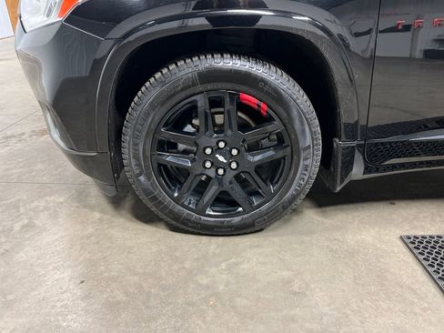 Certified 2019 Chevrolet Traverse Premier w/ Redline Edition image 9