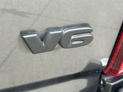 Used 2022 Toyota Tacoma SR5 image 12